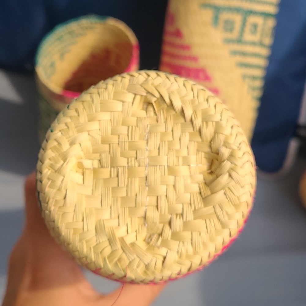 Set of vintage wicker bottle holders - Picture 7 of 7